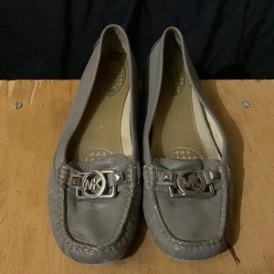 Cute gray Michael Kors women’s dress shoes